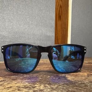 Used Oakley Holbrook prizm p